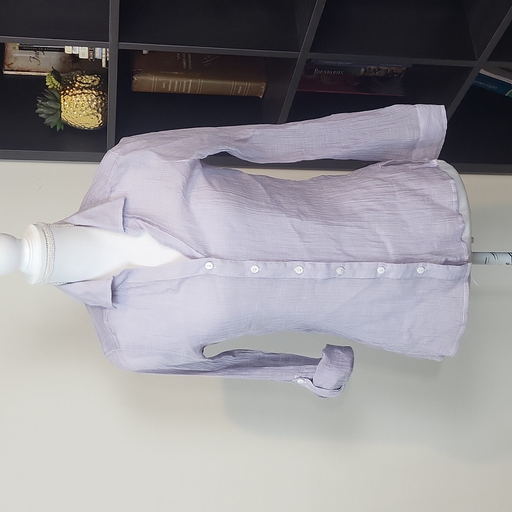 CHICO'S Purple Sheer Crinkle V-neck Roll-Tab Back Peplum Blouse